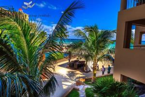 Ocean Front Condo With Full Amenities Sleeps 6 Playa del Carmen Kültér fotó